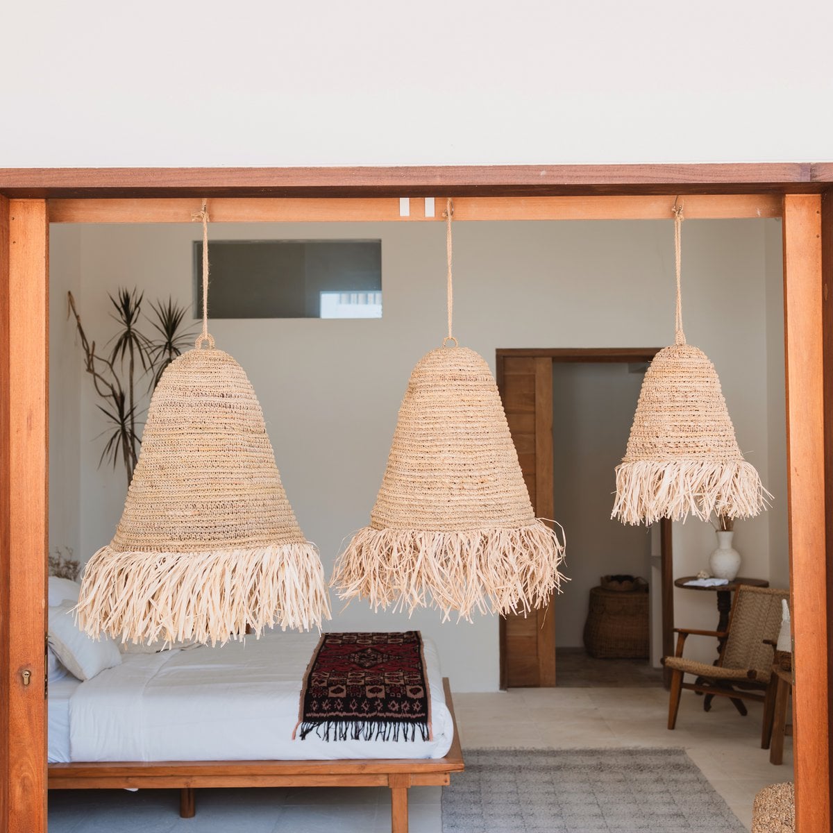 Raffia Boho Lampenschirm – Hängelampe – Pendelleuchte – handgewebte Deckenleuchte mit langen Fransen (3 Größen Ø 30/40/50 cm) KALIMA