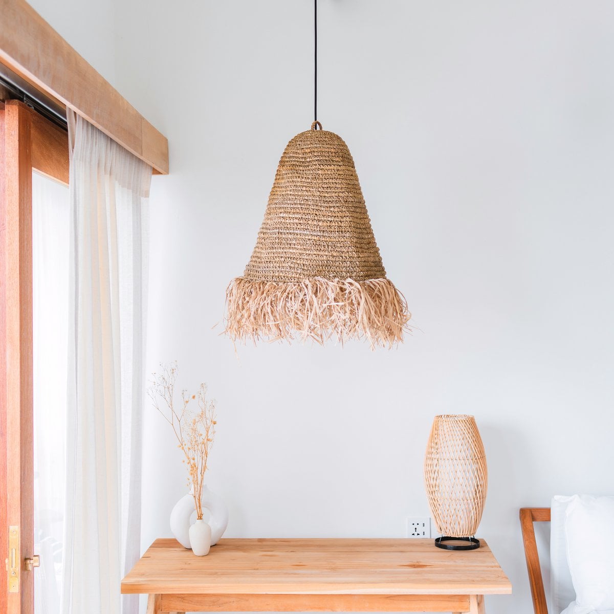 Raffia Boho Lampenschirm – Hängelampe – Pendelleuchte – handgewebte Deckenleuchte mit langen Fransen (3 Größen Ø 30/40/50 cm) KALIMA