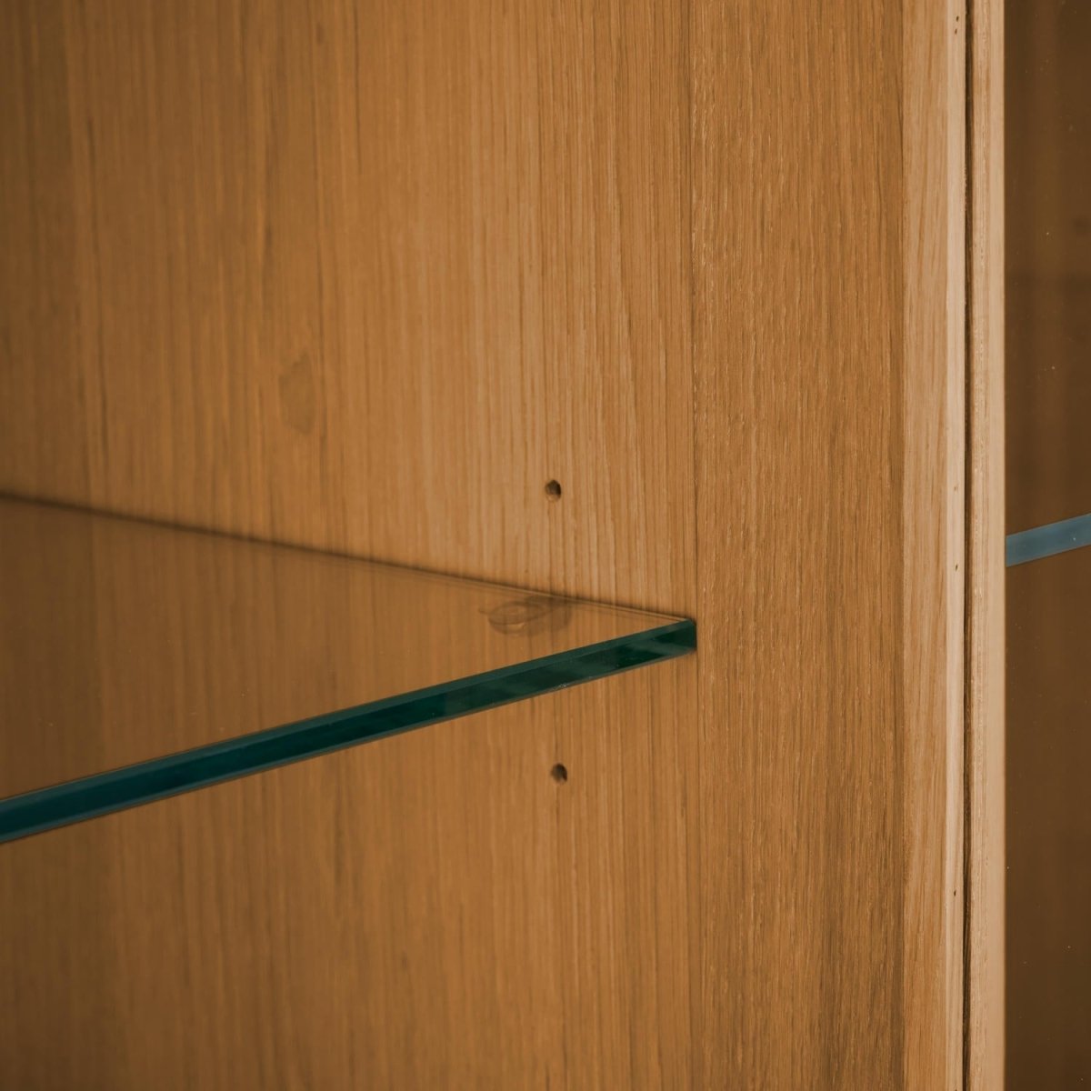 Wandschrank mit LED-Beleuchtung - 213 cm breit - Wildeiche
